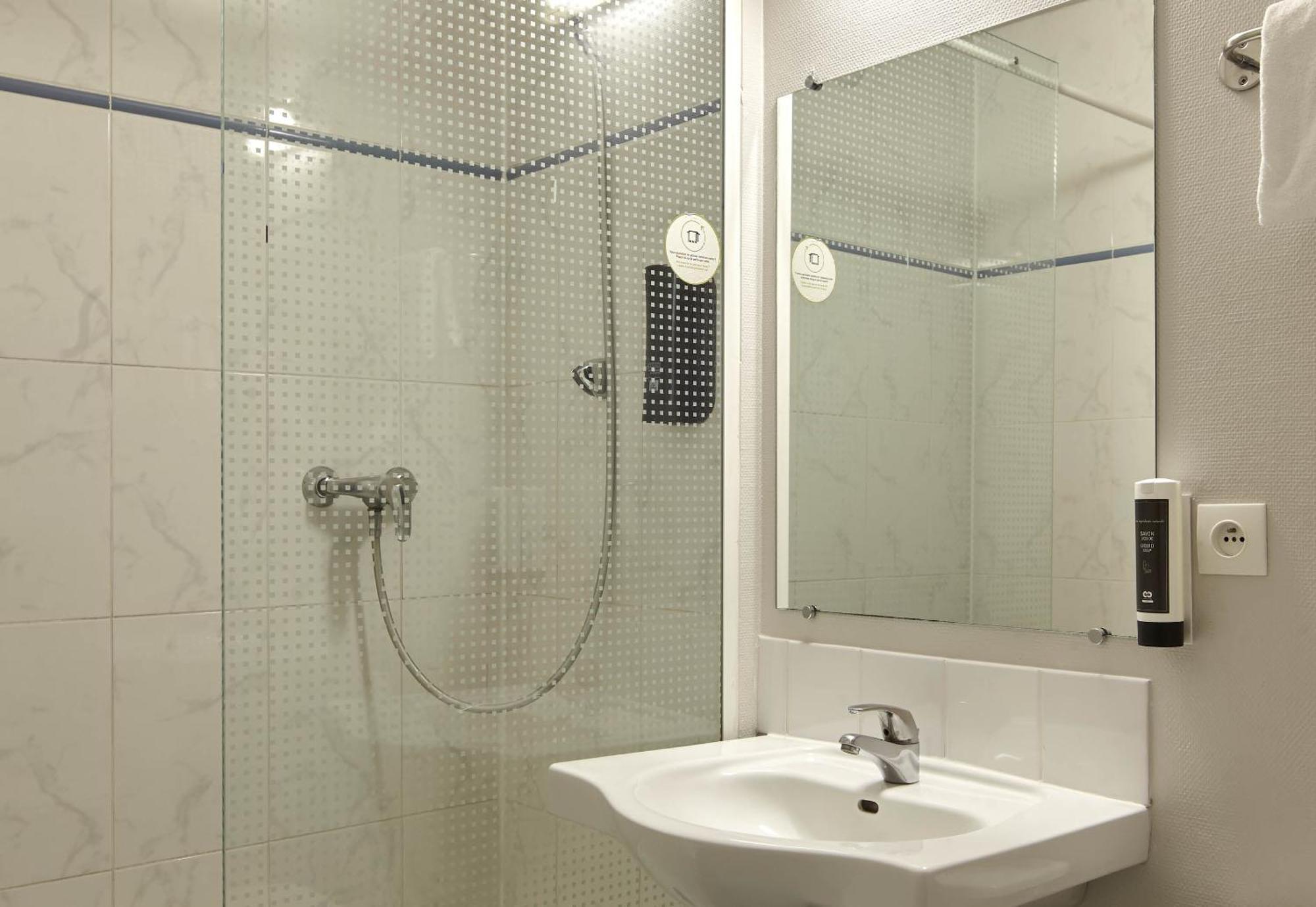 B&B Hotel ساكلاي المظهر الخارجي الصورة